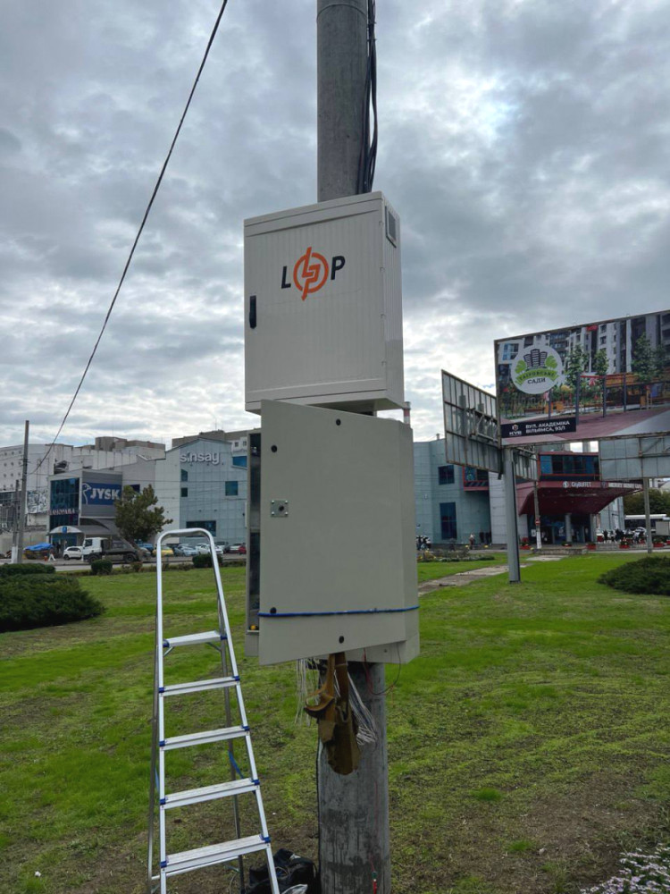 12028 image for slide